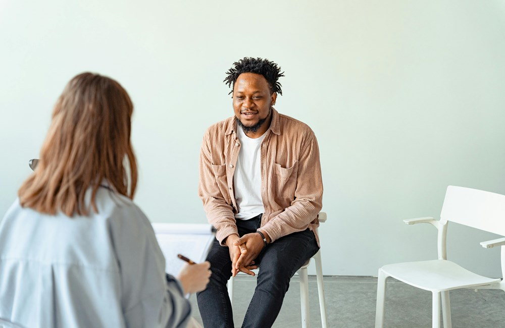 De “Let Them Theory” van Mel Robbins: waarom loslaten soms de beste keus is