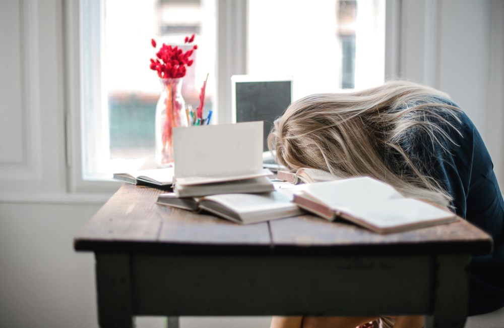 De relatie tussen dopamine en uitstelgedrag